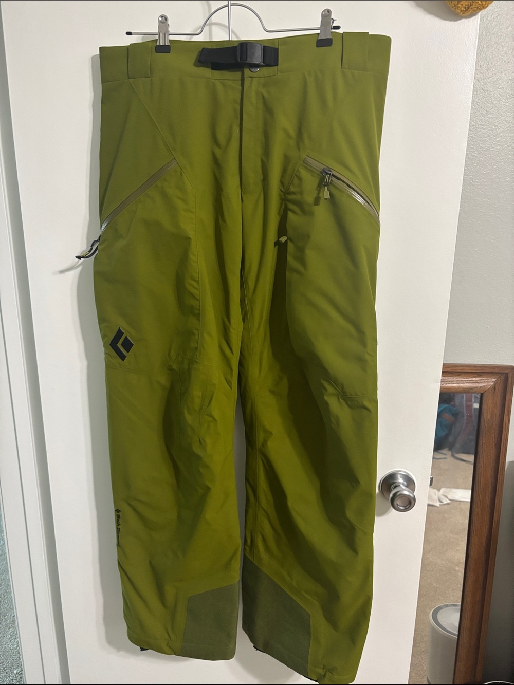 Black Diamond Zone Recco Ski/Snowboard Insulated Goretex Womens Pants L